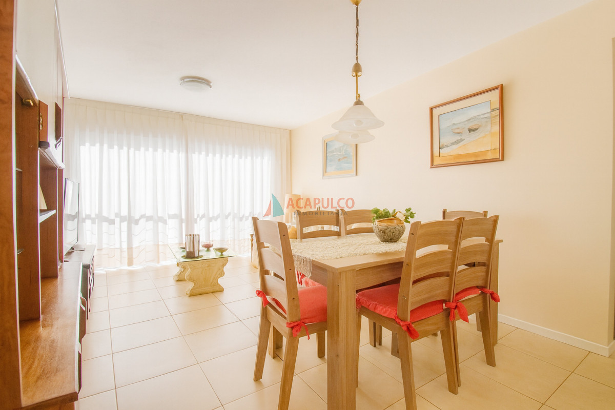 Apartamento ID.6326 - Venta apartamento 2 dormitorios cochera en San José de Carrasco