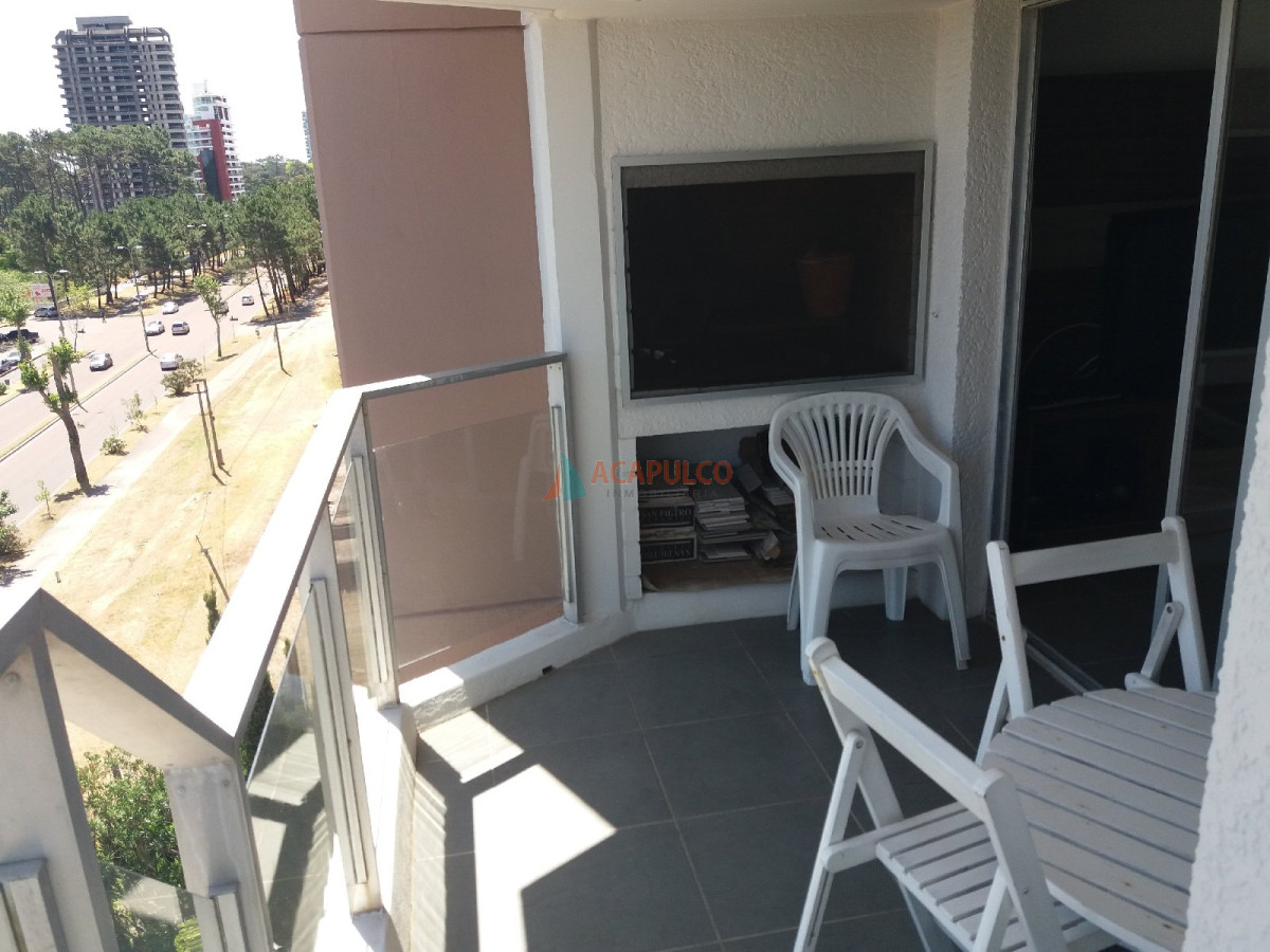 Muy buen apartamento con parrillero propio - ACP3128A