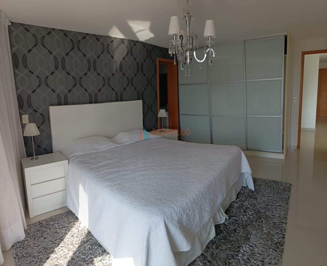 Apartamento Ref.4683/Venta-Apartamento---Increíble-Vista-Mansa---3-dormitorios-en-suite - Venta Apartamento - Increíble Vista Mansa - 3 dormitorios en suite