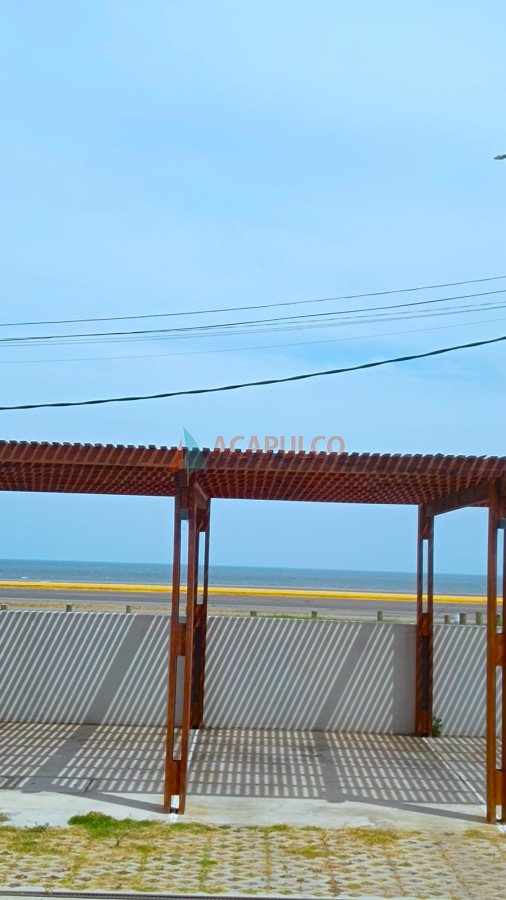 Apartamento Ref.4548/Apartamento-en-venta,-2-dormitorios-frente-al-mar---Pinares---Punta-del-Este- - Apartamento en venta, 2 dormitorios frente al mar - Pinares - Punta del Este 