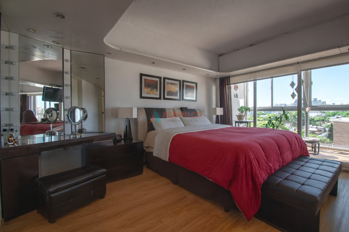 Apartamento ID.6317 - Venta apartamento 4 dormitorios, 4 baños, parrillero, 2 garajes,  vista al MAR