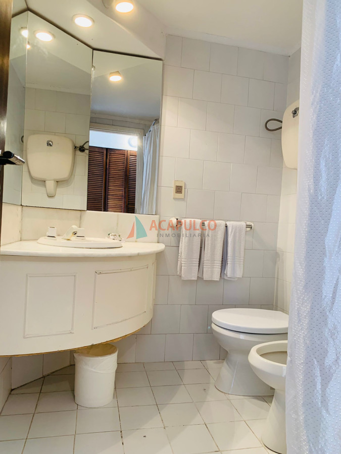 Apartamento Ref.4572/Roosevelt---Punta-del-Este---Apartamento-en-venta-de-2-dormitorios-y-2-baños-completos---Con-cochera - Roosevelt - Punta del Este - Apartamento en venta de 2 dormitorios y 2 baños completos - Con cochera