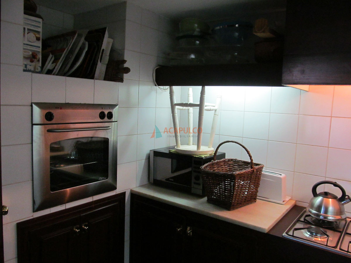 Apartamento Ref.1110/PENINSULA---APARTAMENTO-FRENTE-AL-MAR-DE-3-DORMITORIOS--PISCINA,-SEVICIO-DE-MUCAMAS.- - PENINSULA - APARTAMENTO FRENTE AL MAR DE 3 DORMITORIOS- PISCINA, SEVICIO DE MUCAMAS.-