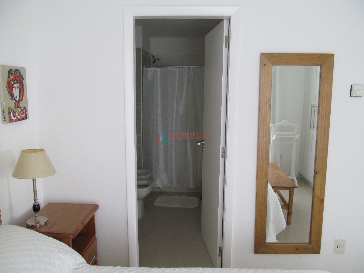 Apartamento Ref.1130/Apartamento-en-alquiler-de-temporada---2-dormitorios-2-baños-sobre-Av.-Roosevelt - Apartamento en alquiler de temporada - 2 dormitorios 2 baños sobre Av. Roosevelt