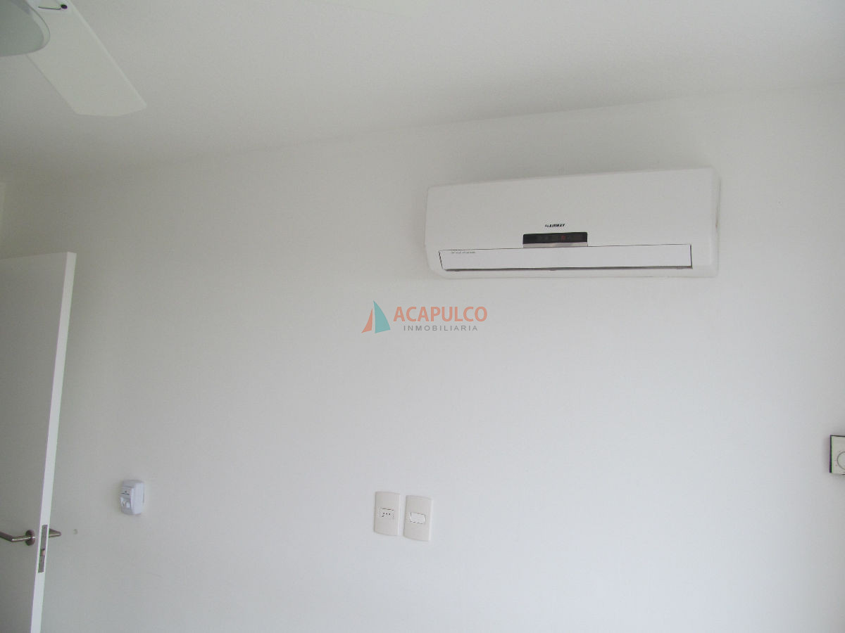 Apartamento Ref.1130/Apartamento-en-alquiler-de-temporada---2-dormitorios-2-baños-sobre-Av.-Roosevelt - Apartamento en alquiler de temporada - 2 dormitorios 2 baños sobre Av. Roosevelt