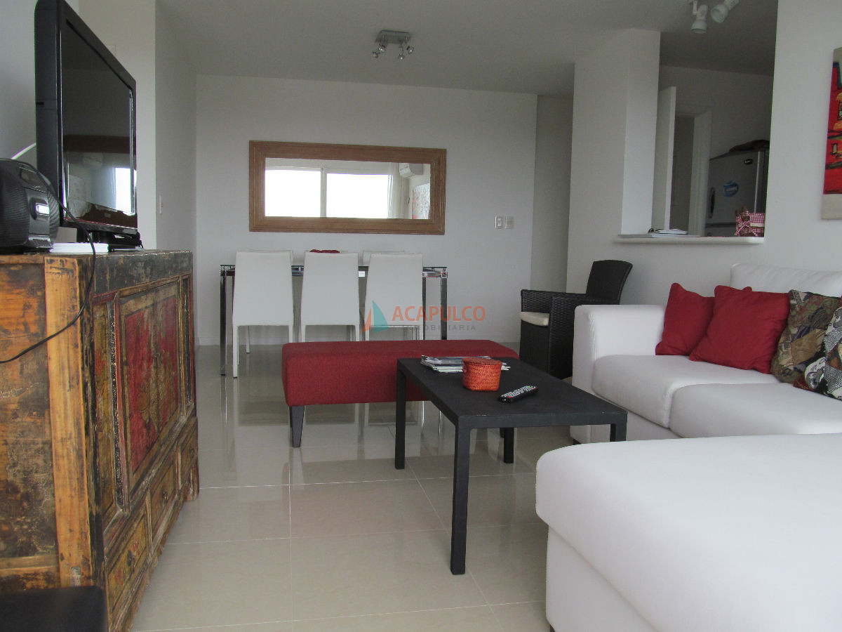 Apartamento Ref.1130/Apartamento-en-alquiler-de-temporada---2-dormitorios-2-baños-sobre-Av.-Roosevelt - Apartamento en alquiler de temporada - 2 dormitorios 2 baños sobre Av. Roosevelt