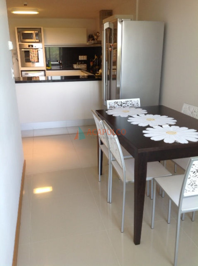 Apartamento ID.1401 - EDIFICIO DE PRIMER NIVEL FRENTE AL MAR. EXCELENTES SERVICIOS