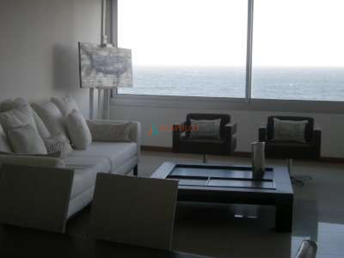 Apartamento ID.1401 - EDIFICIO DE PRIMER NIVEL FRENTE AL MAR. EXCELENTES SERVICIOS