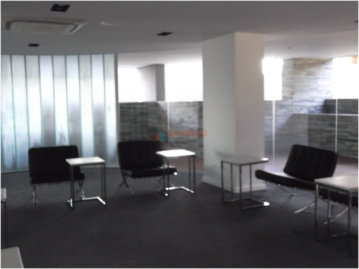 Apartamento Ref.1752/ZONA--CONRAD-MUY-BUENA-UBICACION- - ZONA  CONRAD MUY BUENA UBICACION 