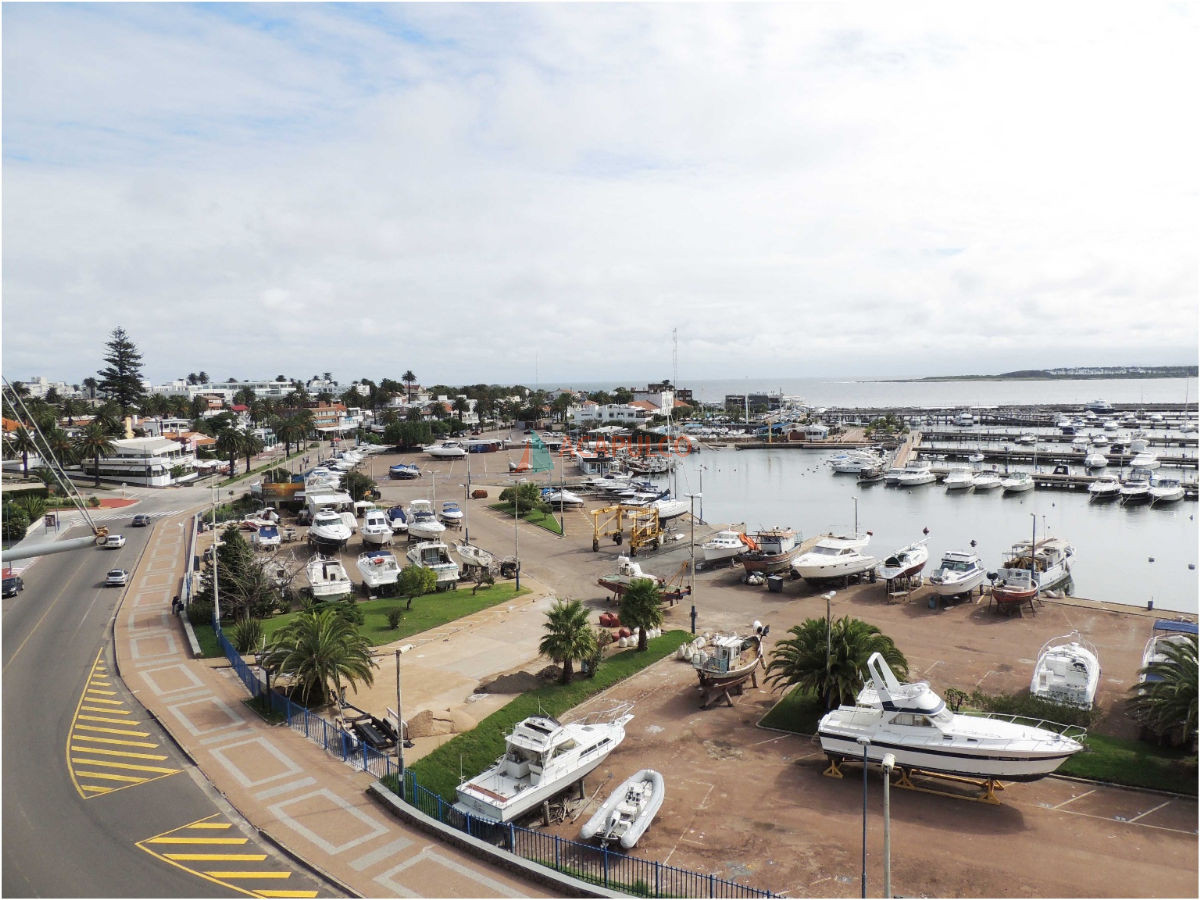 Apartamento Ref.1920/APARTAMENTO-A-LA-VENTA-CON-VISTA-AL-PUERTO-6-dormitorios - APARTAMENTO A LA VENTA CON VISTA AL PUERTO 6 dormitorios