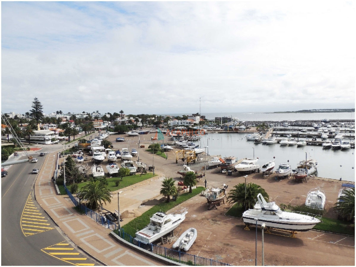 Apartamento Ref.1920/APARTAMENTO-A-LA-VENTA-CON-VISTA-AL-PUERTO-6-dormitorios - APARTAMENTO A LA VENTA CON VISTA AL PUERTO 6 dormitorios