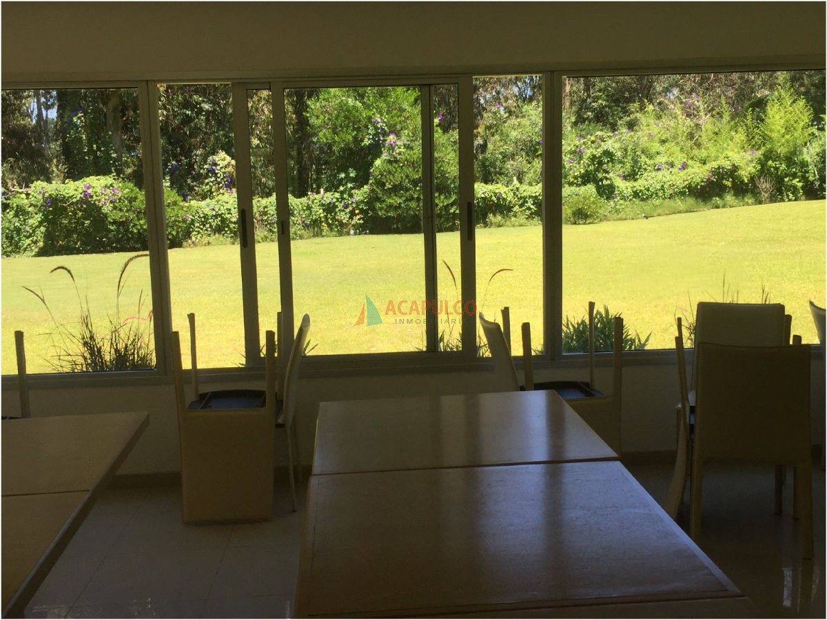 Apartamento Ref.1979/MUY-BUEN-EDIFICIO.-CON-TODOS-LOS-SERVICIOS-PISCINA,-SAUNA,-GYM,-ETC.-APARTAMENTO-MUY-AMPLIO-LUMINOSO-Y-CONFORTABLE- - MUY BUEN EDIFICIO. CON TODOS LOS SERVICIOS PISCINA, SAUNA, GYM, ETC. APARTAMENTO MUY AMPLIO LUMINOSO Y CONFORTABLE 