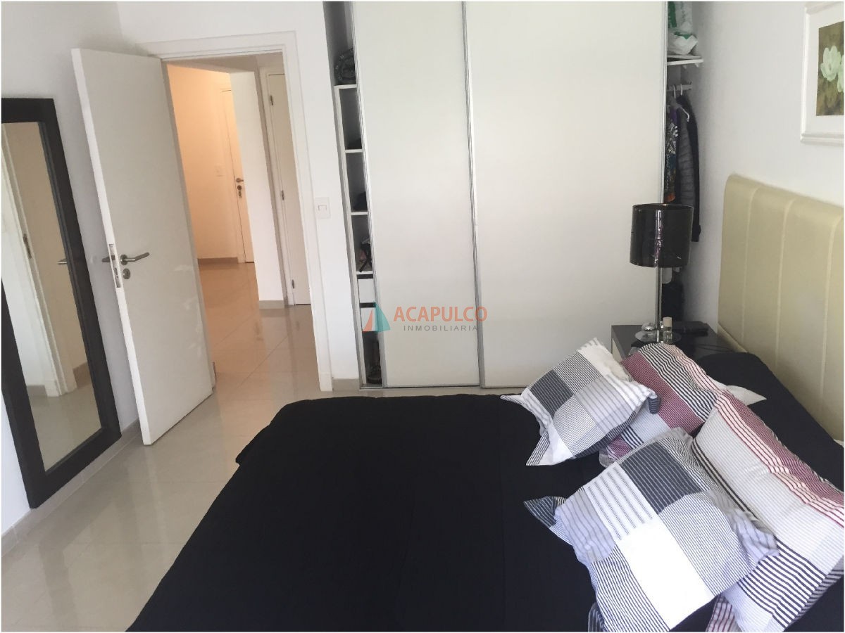 Apartamento Ref.1979/MUY-BUEN-EDIFICIO.-CON-TODOS-LOS-SERVICIOS-PISCINA,-SAUNA,-GYM,-ETC.-APARTAMENTO-MUY-AMPLIO-LUMINOSO-Y-CONFORTABLE- - MUY BUEN EDIFICIO. CON TODOS LOS SERVICIOS PISCINA, SAUNA, GYM, ETC. APARTAMENTO MUY AMPLIO LUMINOSO Y CONFORTABLE 