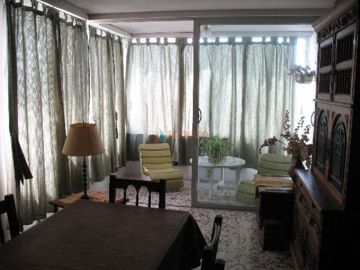 Apartamento Ref.436/EXCELENTE-VISTA-A-PLAYA-MANSA,-CÓMODO-PARA-4-PERSONAS - EXCELENTE VISTA A PLAYA MANSA, CÓMODO PARA 4 PERSONAS