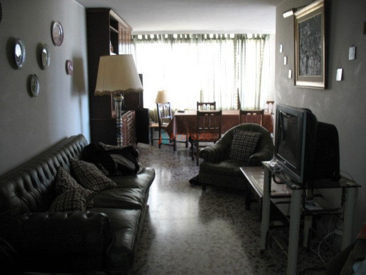 Apartamento Ref.436/EXCELENTE-VISTA-A-PLAYA-MANSA,-CÓMODO-PARA-4-PERSONAS - EXCELENTE VISTA A PLAYA MANSA, CÓMODO PARA 4 PERSONAS