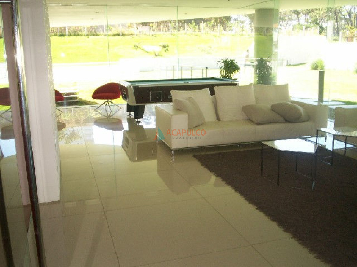 Apartamento Ref.480/Vista-al-MAR,-amueblado- - ROOSEVELT, EXCELENTE TORRE DE MODERNA CON SERVICIOS.