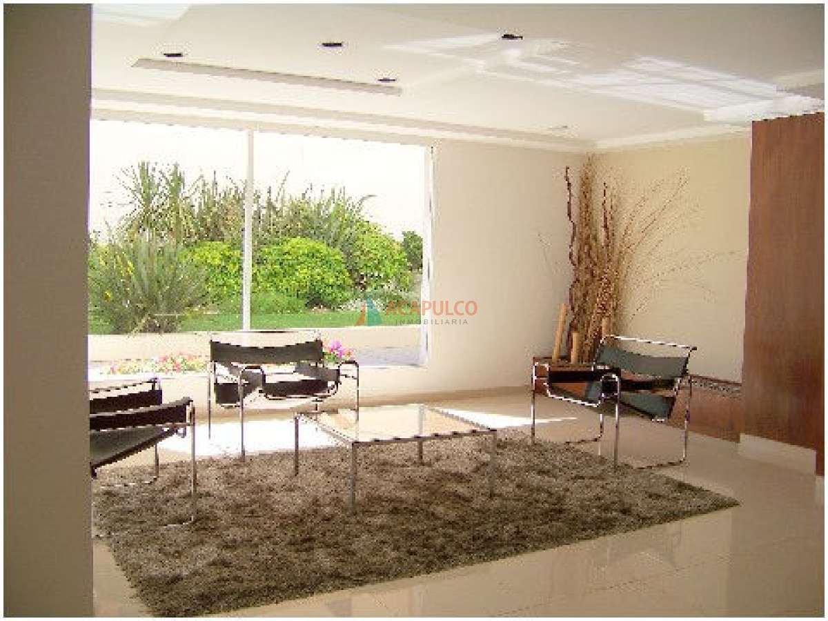 Apartamento Ref.537 - MUY COMODO APARTAMENTO EN LA PENINSULA