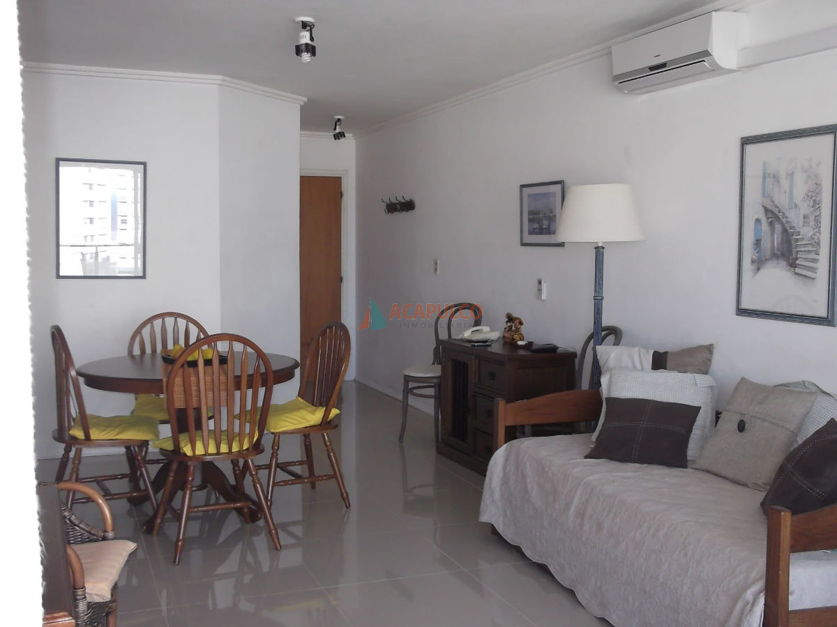 Apartamento Ref.639 - Brava parada 2 con servicios