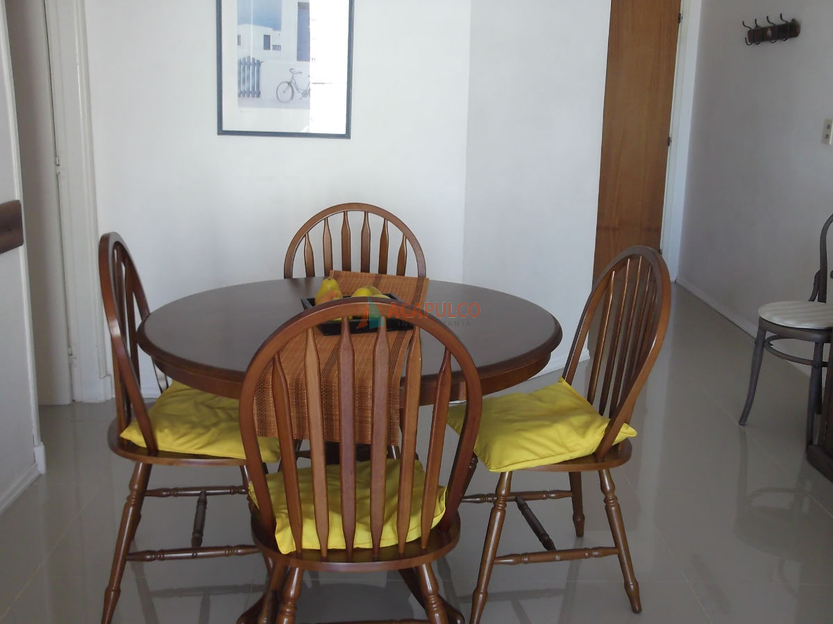 Apartamento Ref.639 - Brava parada 2 con servicios