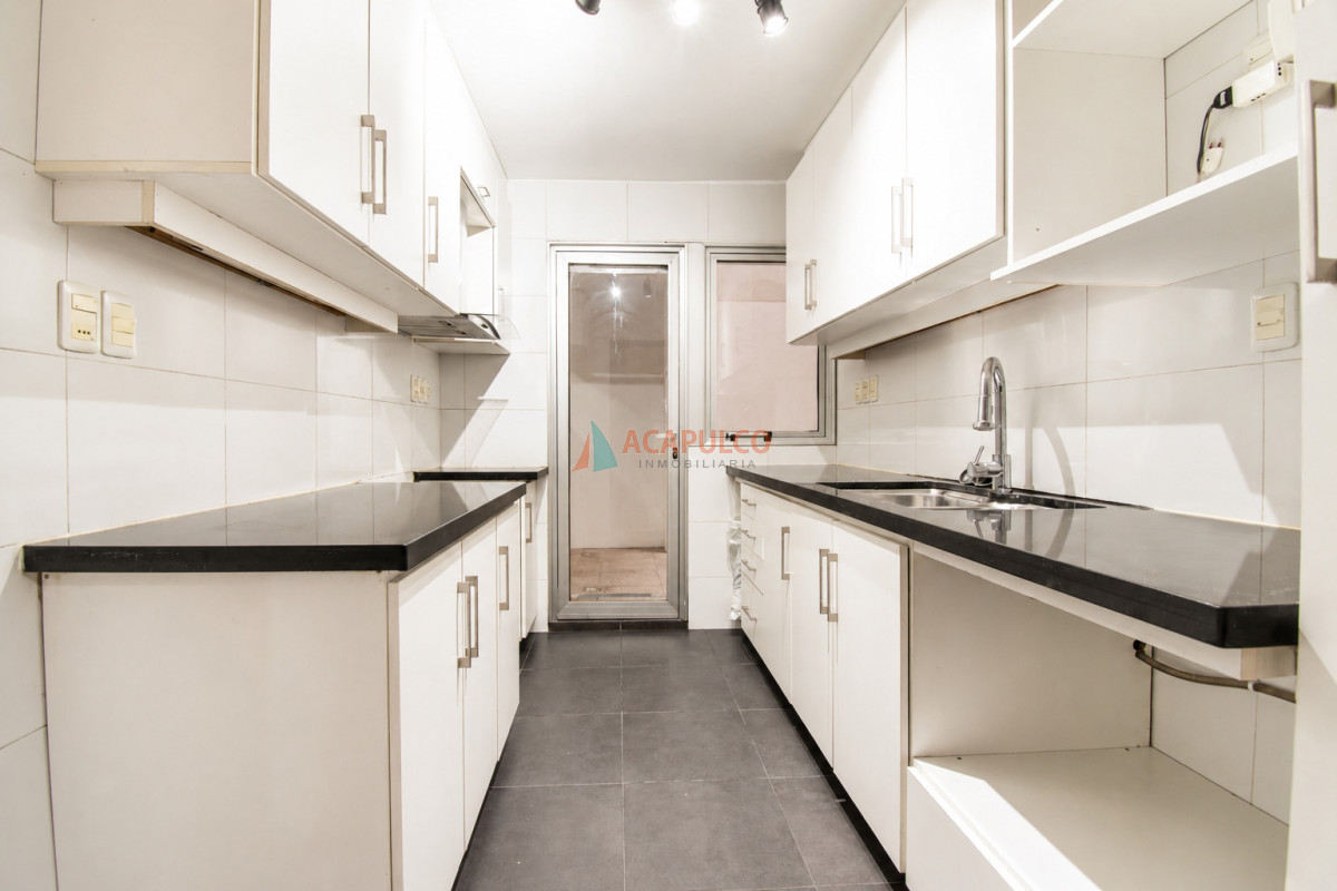 Apartamento ID.6464 - Alquiler apartamento 3 dormitorios, garaje en Pocitos Nuevo