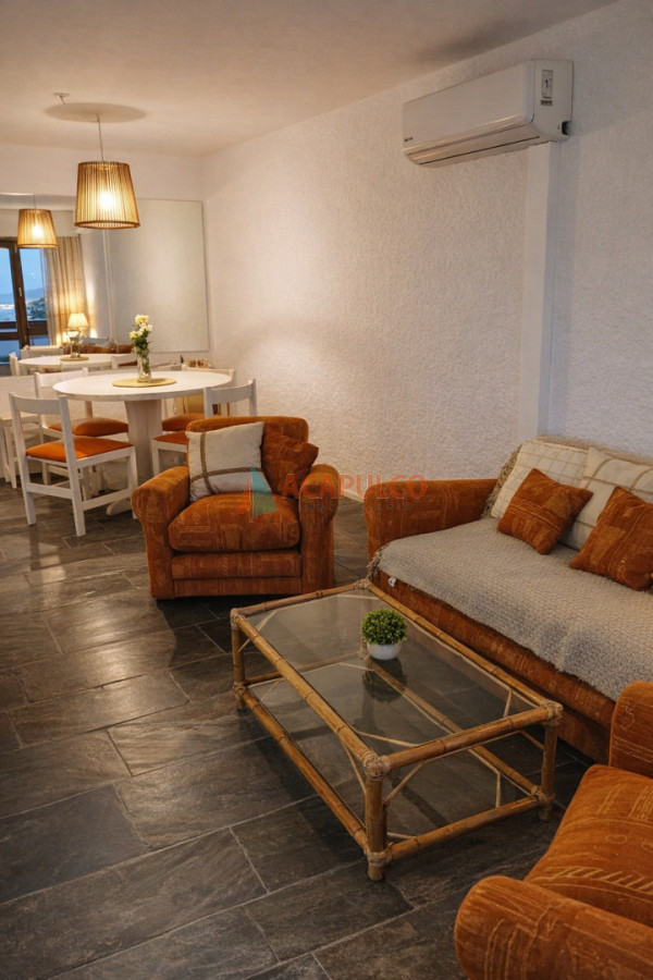 Apartamento ID.6179 - Apartamento en venta, 2 dormitorios frente al mar - Punta del Este 