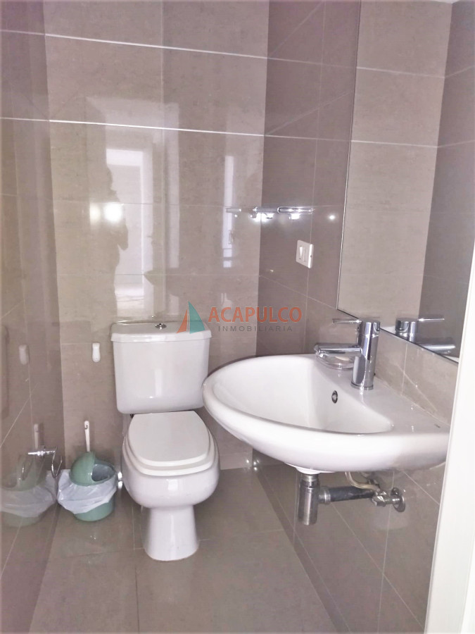Apartamento Ref.4299/MUY-BUEN-APARTAMENTO-CON-PARRILLERO-PROPIO-EN-ALQUILER - MUY BUEN APARTAMENTO CON PARRILLERO PROPIO EN ALQUILER