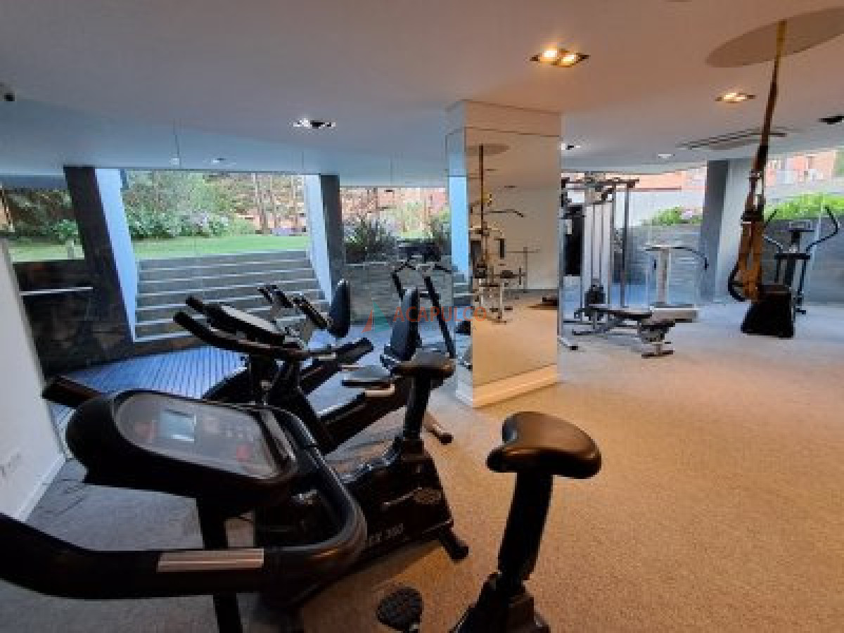 Apartamento ID.1294 - Muy buen apartamento mansa 3 dormitorios en alquiler INVERNAL