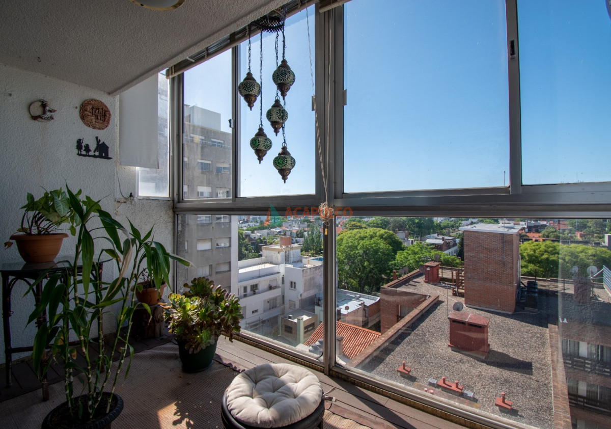 Apartamento ID.6317 - Venta apartamento 4 dormitorios, 4 baños, parrillero, 2 garajes,  vista al MAR