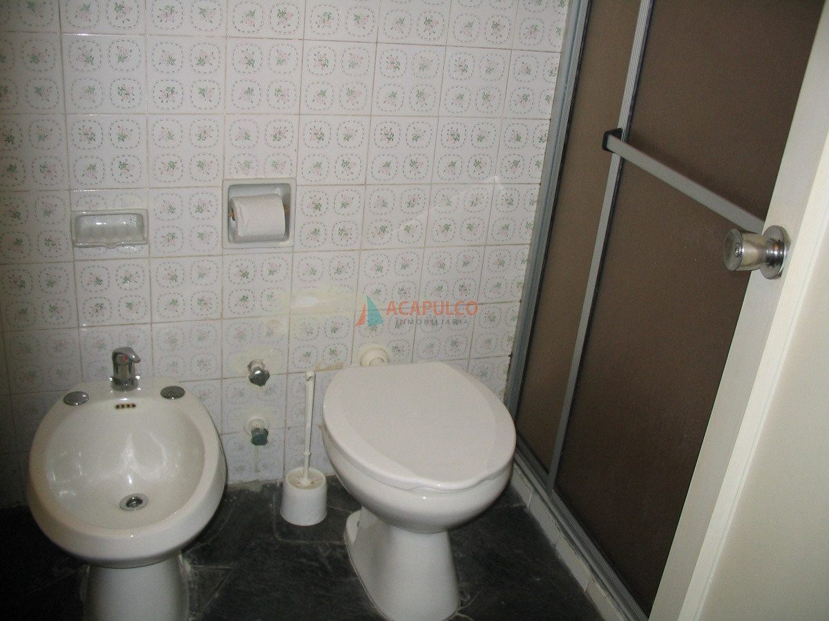 Apartamento Ref.3429/ROSSEVELT-APTO-TIPO-DUPLEX-PB-CON-PARRILLERO-PROPIO- - ROSSEVELT APTO TIPO DUPLEX PB CON PARRILLERO PROPIO 