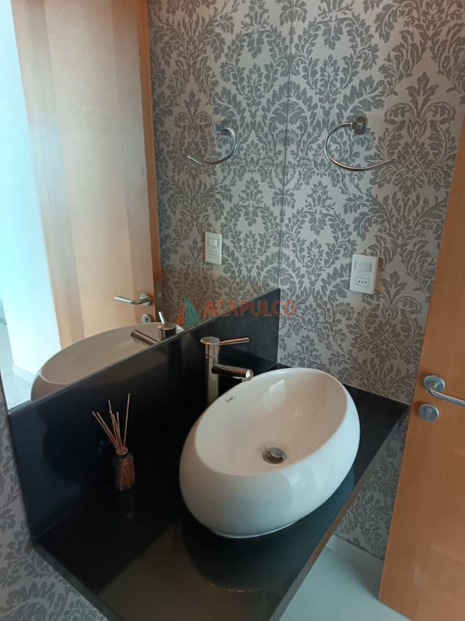 Apartamento Ref.4683/Venta-Apartamento---Increíble-Vista-Mansa---3-dormitorios-en-suite - Venta Apartamento - Increíble Vista Mansa - 3 dormitorios en suite