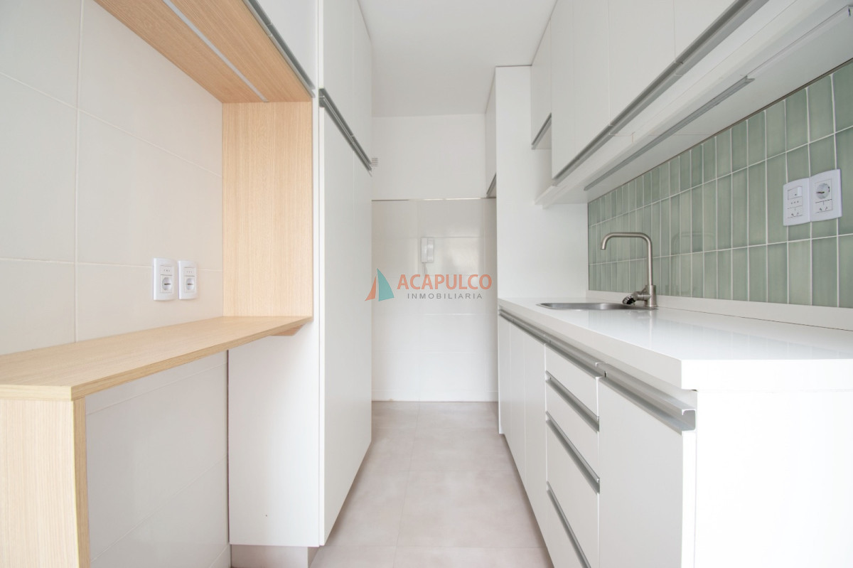 Apartamento ID.6437 - Alquiler apartamento 2 dormitorios en el Centro, totalmente RECICLADO! 