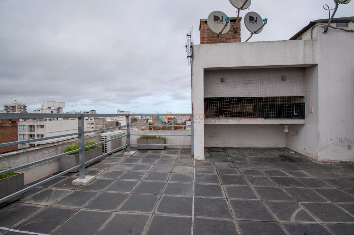 Apartamento ID.6472 - Alquiler apartamento 1 doritorio en Pocitos a metros de la Rambla 