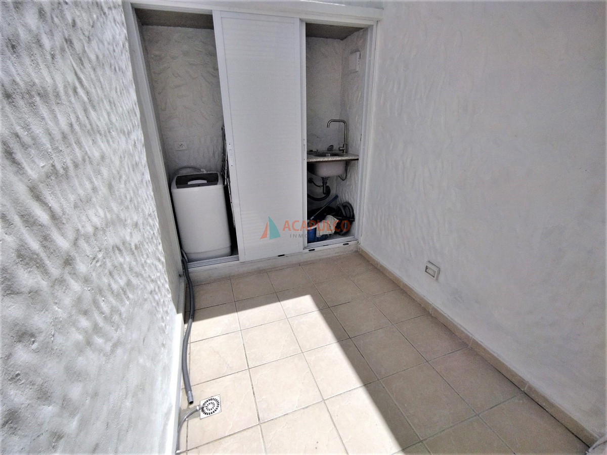 Apartamento Ref.662/Alquiler-Apartamento-a-pasos-del-Puerto-de-Punta-del-Este - Alquiler Apartamento a pasos del Puerto de Punta del Este