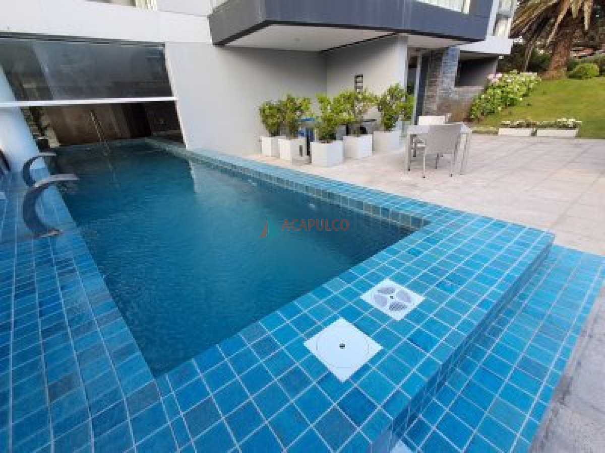 Apartamento ID.1294 - Muy buen apartamento mansa 3 dormitorios en alquiler INVERNAL