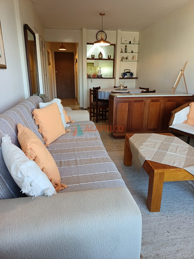 Apartamento Ref.6092/Venta-Apartamento-en-Península---con-cochera - Venta Apartamento en Península - con cochera