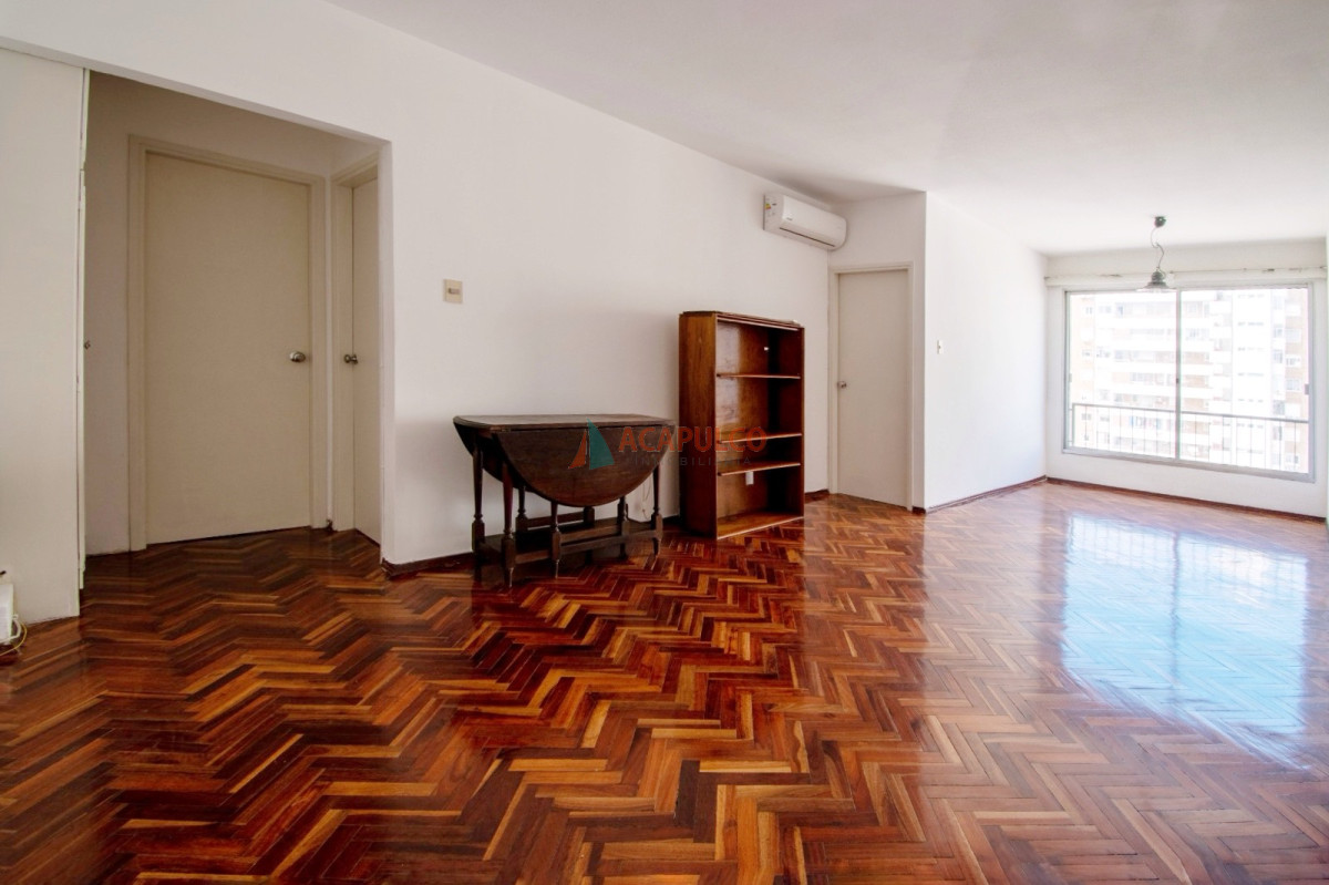 Apartamento ID.6058 - Venta apartamento 1 dormitorio en Pocitos a una cuadra de la Rambla