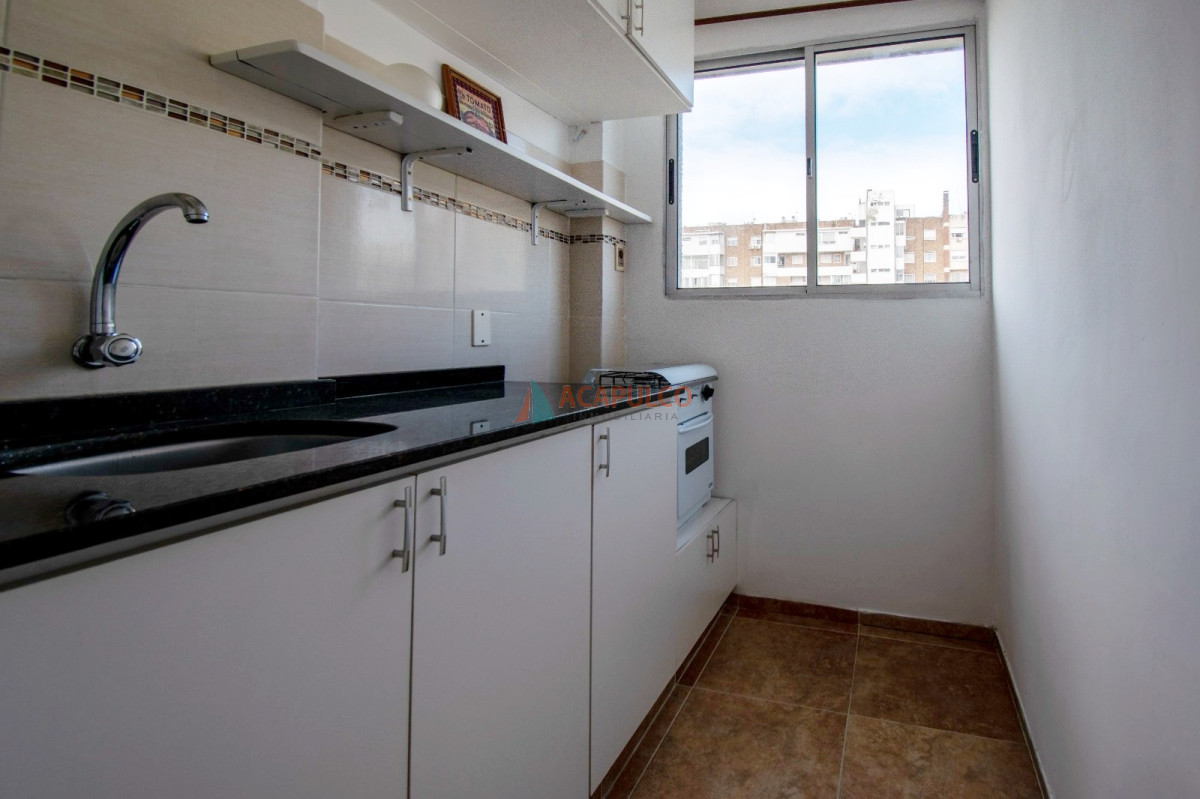 Apartamento ID.6058 - Venta apartamento 1 dormitorio en Pocitos a una cuadra de la Rambla