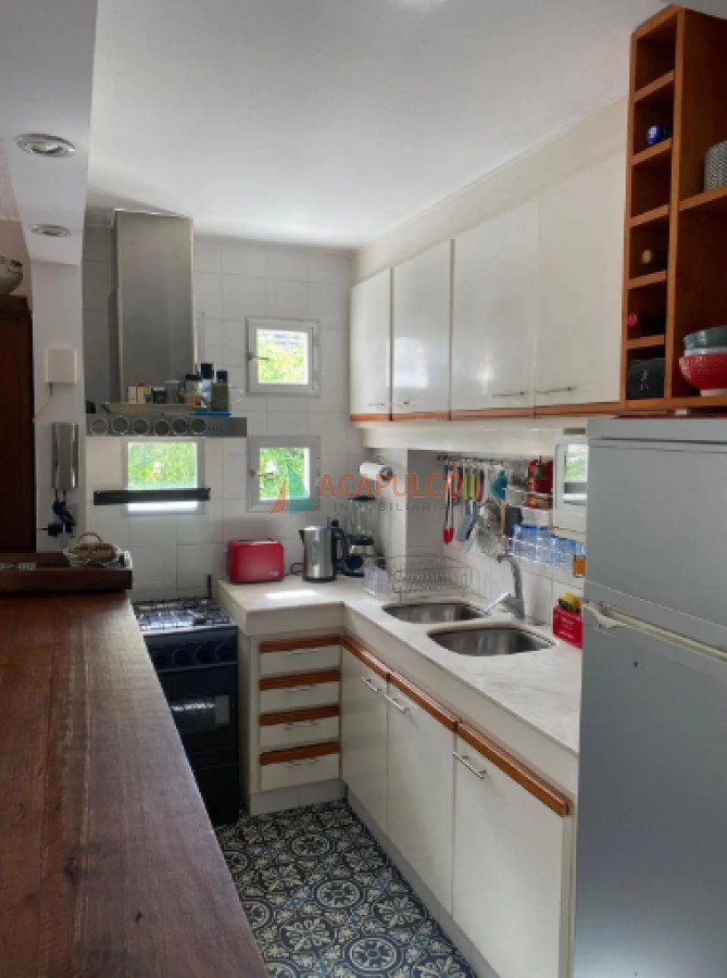 Apartamento Ref.4734/Apartamento-2-dormitorios-y-2-baños-y-terraza-en-Aidy-Grill,-cochera,-piscina-y-parrillero. - Apartamento 2 dormitorios y 2 baños y terraza en Aidy Grill, cochera, piscina y parrillero.