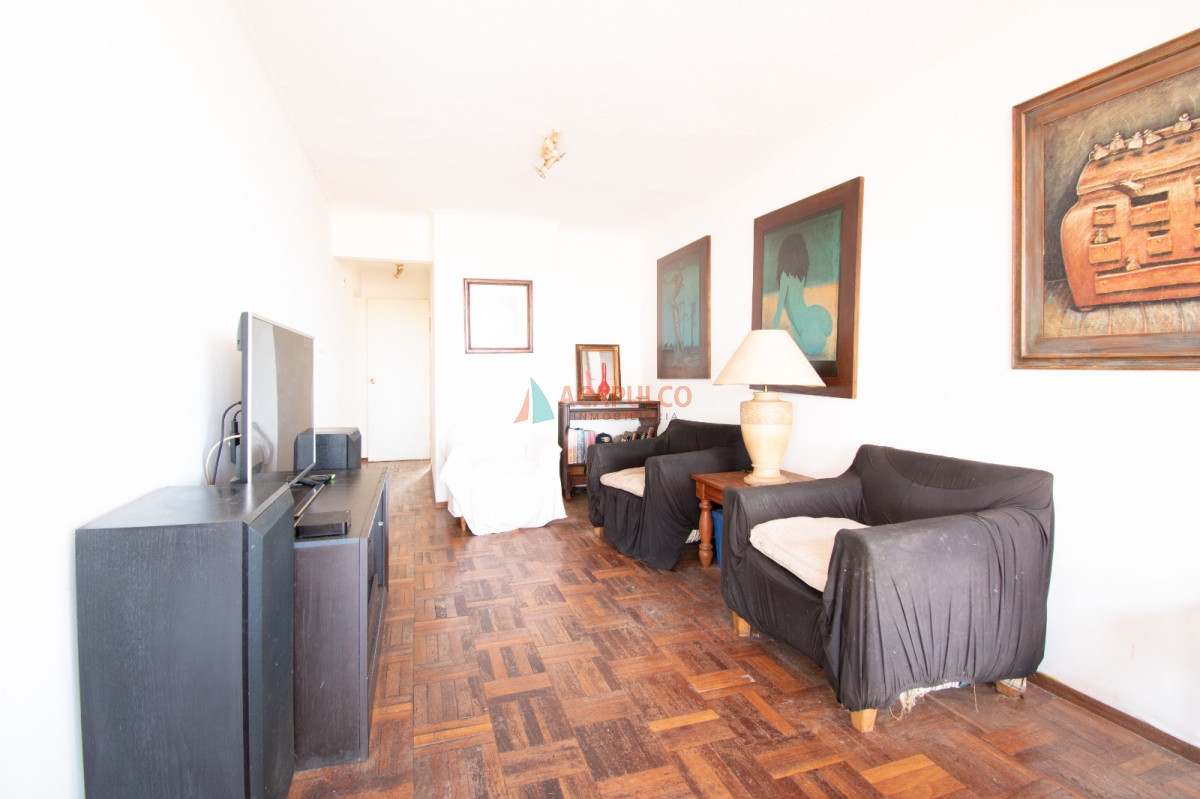 Apartamento Ref.6061/Venta-apartamento-penthouse--de-3-dormitorios,-gran-terraza-,-garaje--en-Punta-Carretas - Venta apartamento penthouse  de 3 dormitorios, gran terraza , garaje  en Punta Carretas