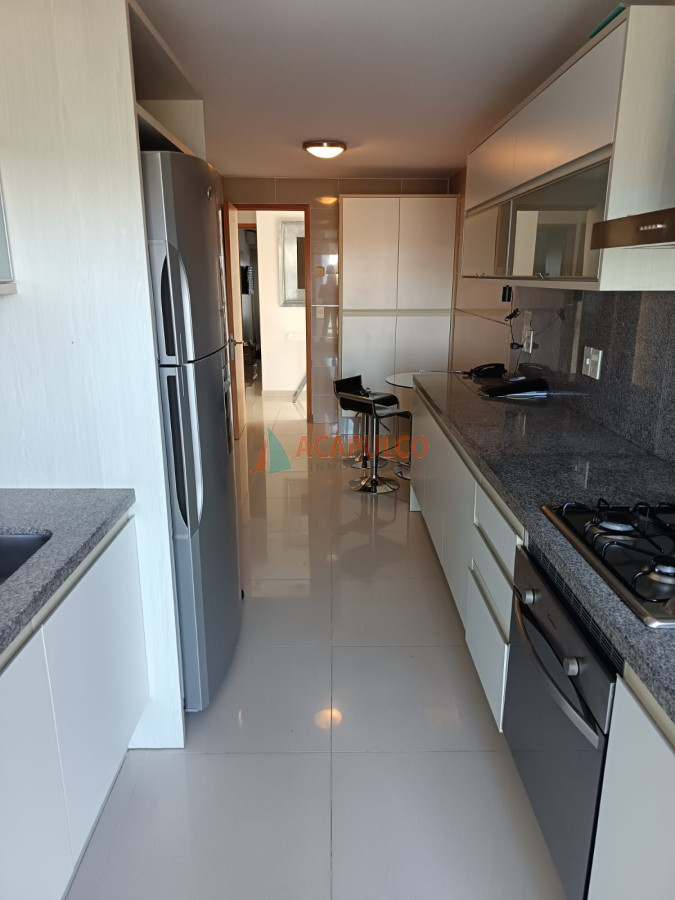 Apartamento Ref.4683/Venta-Apartamento---Increíble-Vista-Mansa---3-dormitorios-en-suite - Venta Apartamento - Increíble Vista Mansa - 3 dormitorios en suite