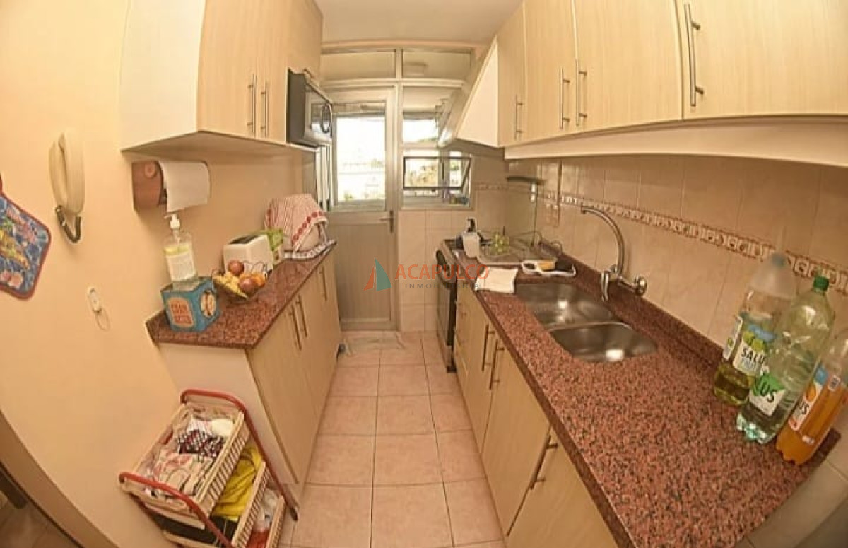 Apartamento Ref.6024/Venta-apartamento-de-2-dormitorios-y-garaje-en-Pocitos- - Venta apartamento de 2 dormitorios y garaje en Pocitos 
