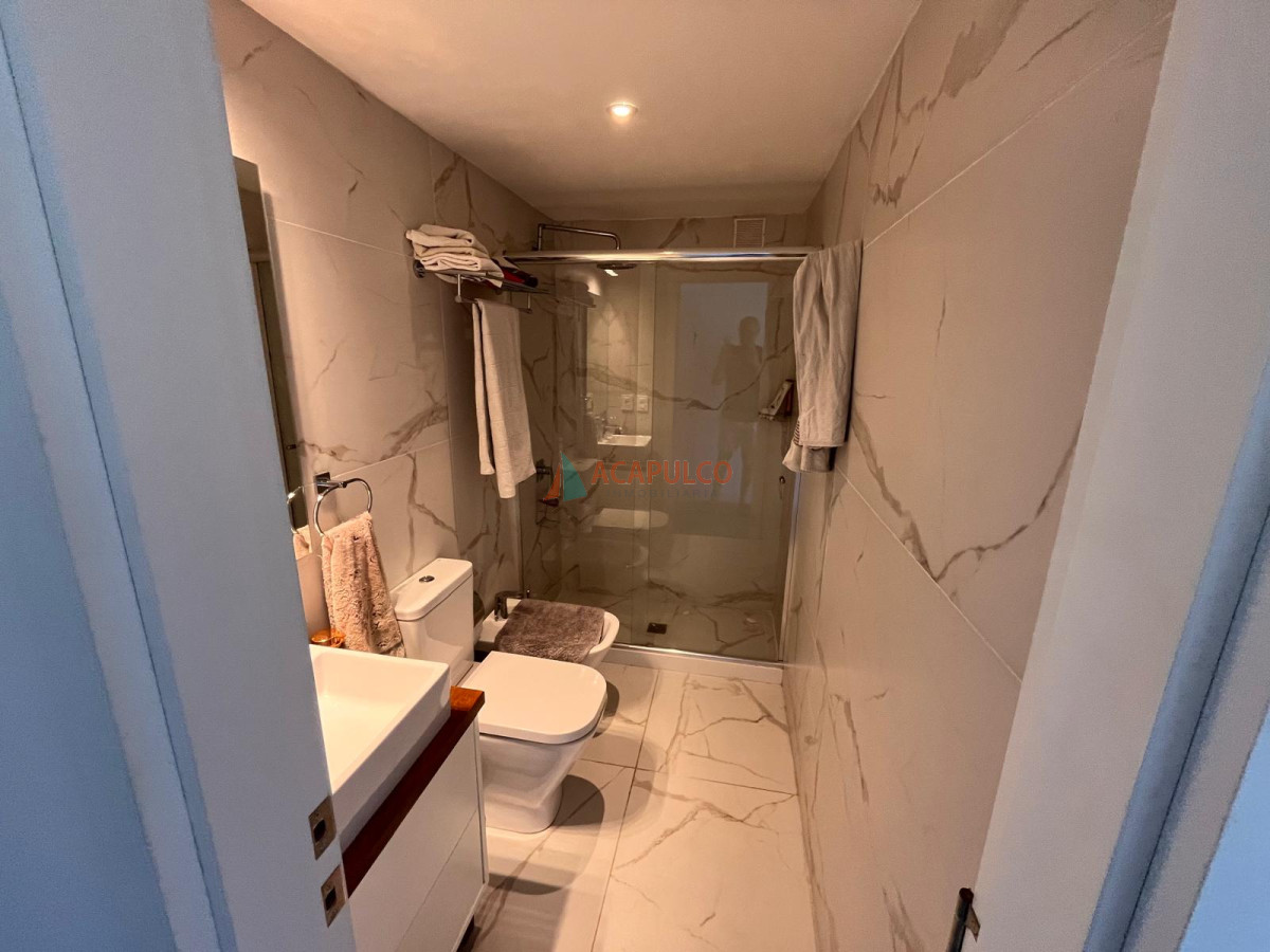 Apartamento ID.6178 - Apartamento en venta, 2 dormitorios - AIDY GRILL - Punta del Este 