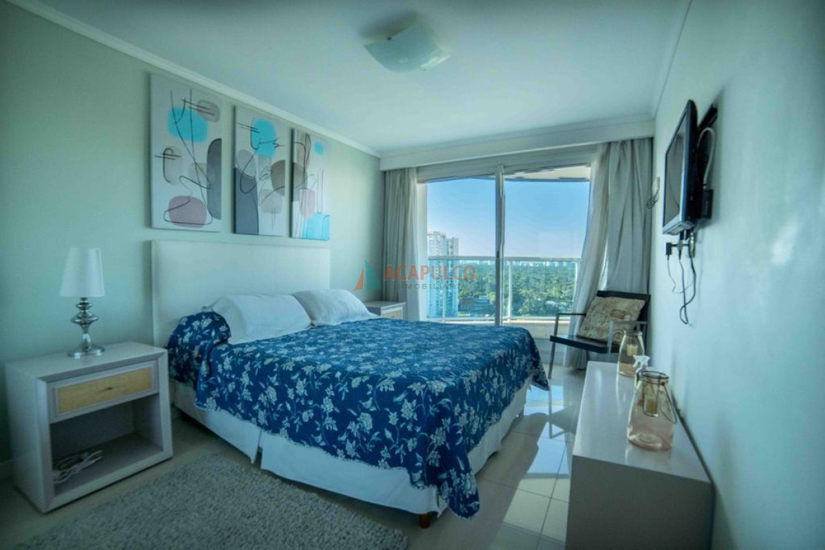 Apartamento Ref.4521/Apartamento-de-2-dormitorios-en-suite-y-toilette-en-edificio-con-todos-los-servicios - Apartamento de 2 dormitorios en suite y toilette en edificio con todos los servicios