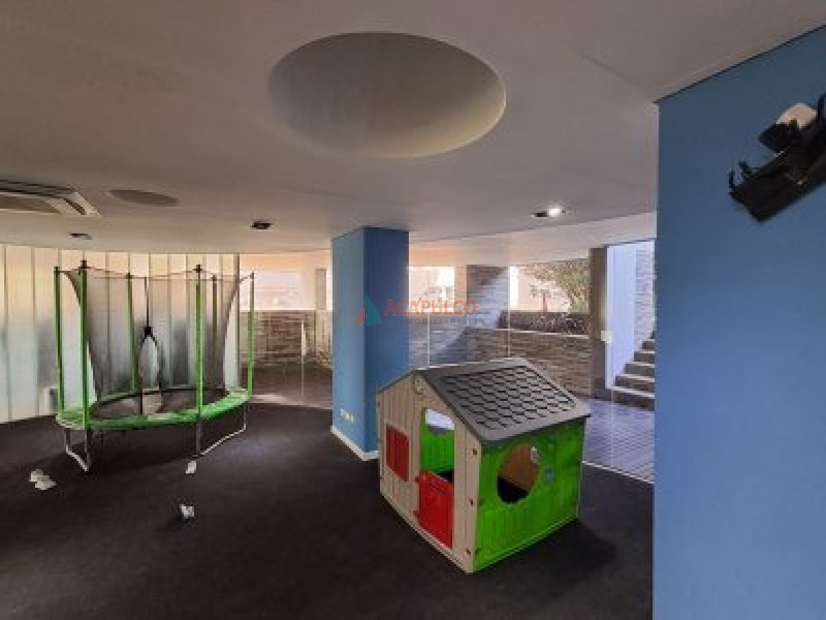 Apartamento ID.1294 - Muy buen apartamento mansa 3 dormitorios en alquiler INVERNAL