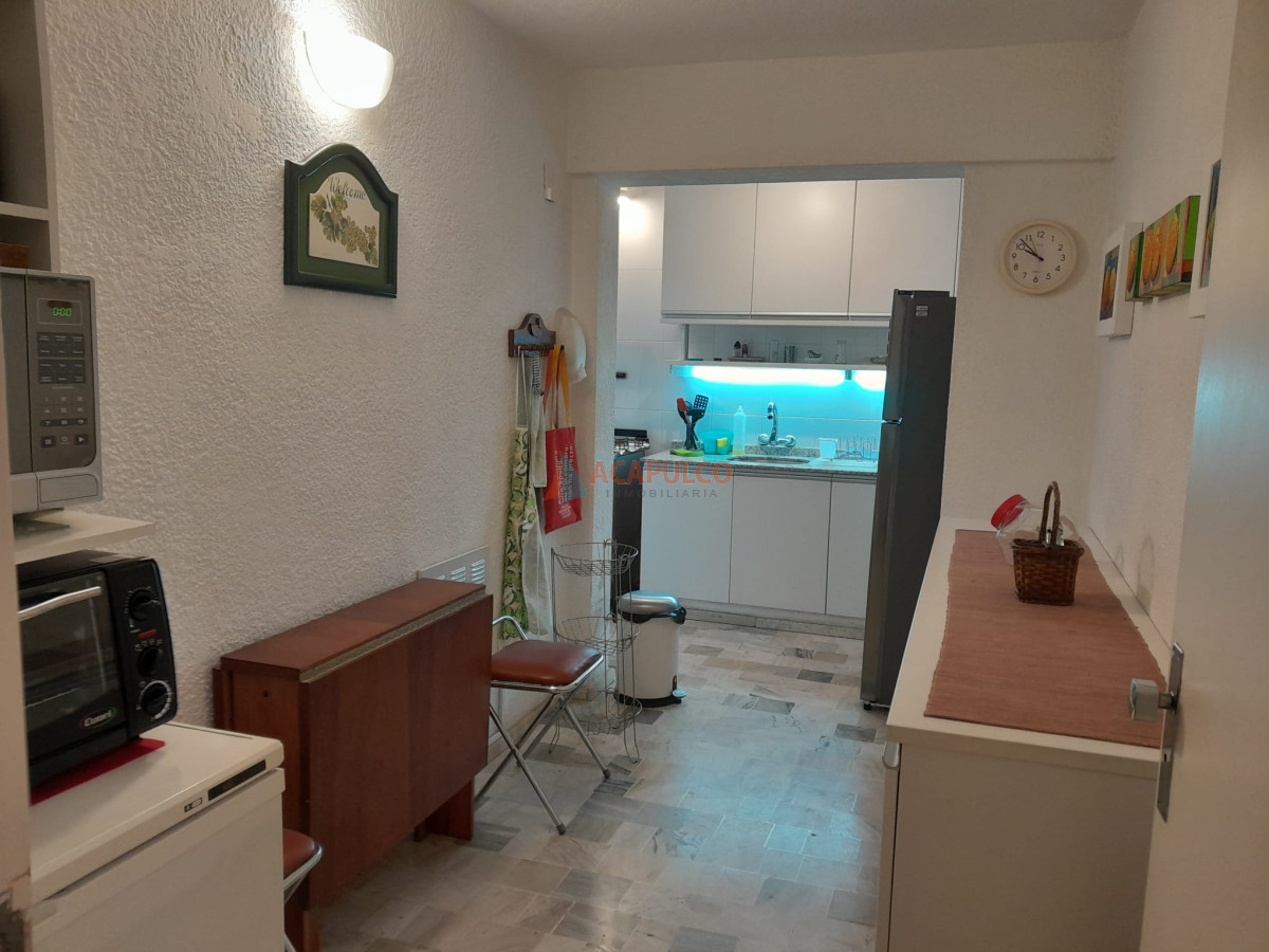 Apartamento Ref.1342/Apartamento-en-venta,-3-dormitorios-y-2-baños-sobre-Roosevelt - Apartamento en venta, 3 dormitorios y 2 baños sobre Roosevelt