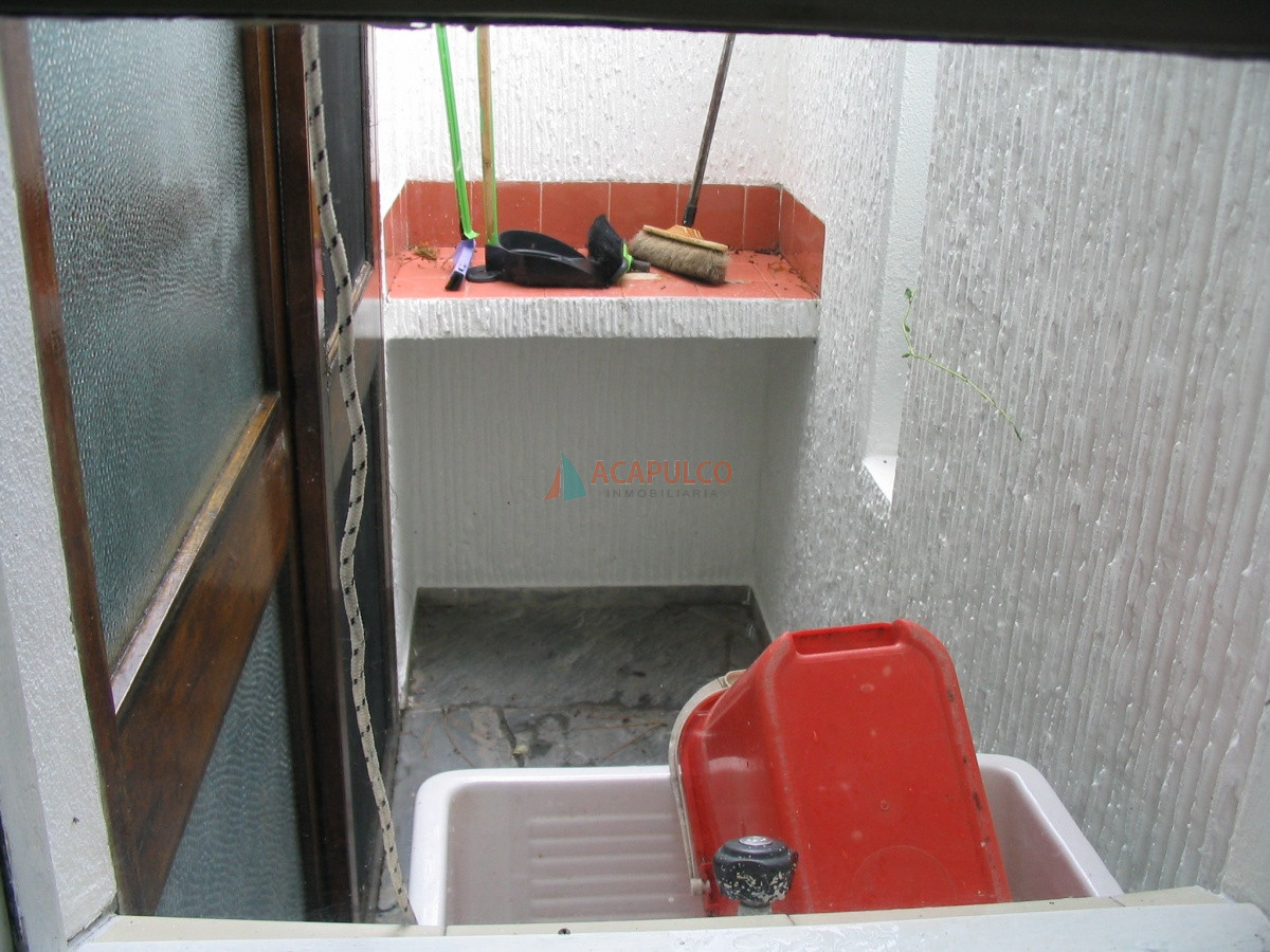 Apartamento Ref.3429/ROSSEVELT-APTO-TIPO-DUPLEX-PB-CON-PARRILLERO-PROPIO- - ROSSEVELT APTO TIPO DUPLEX PB CON PARRILLERO PROPIO 