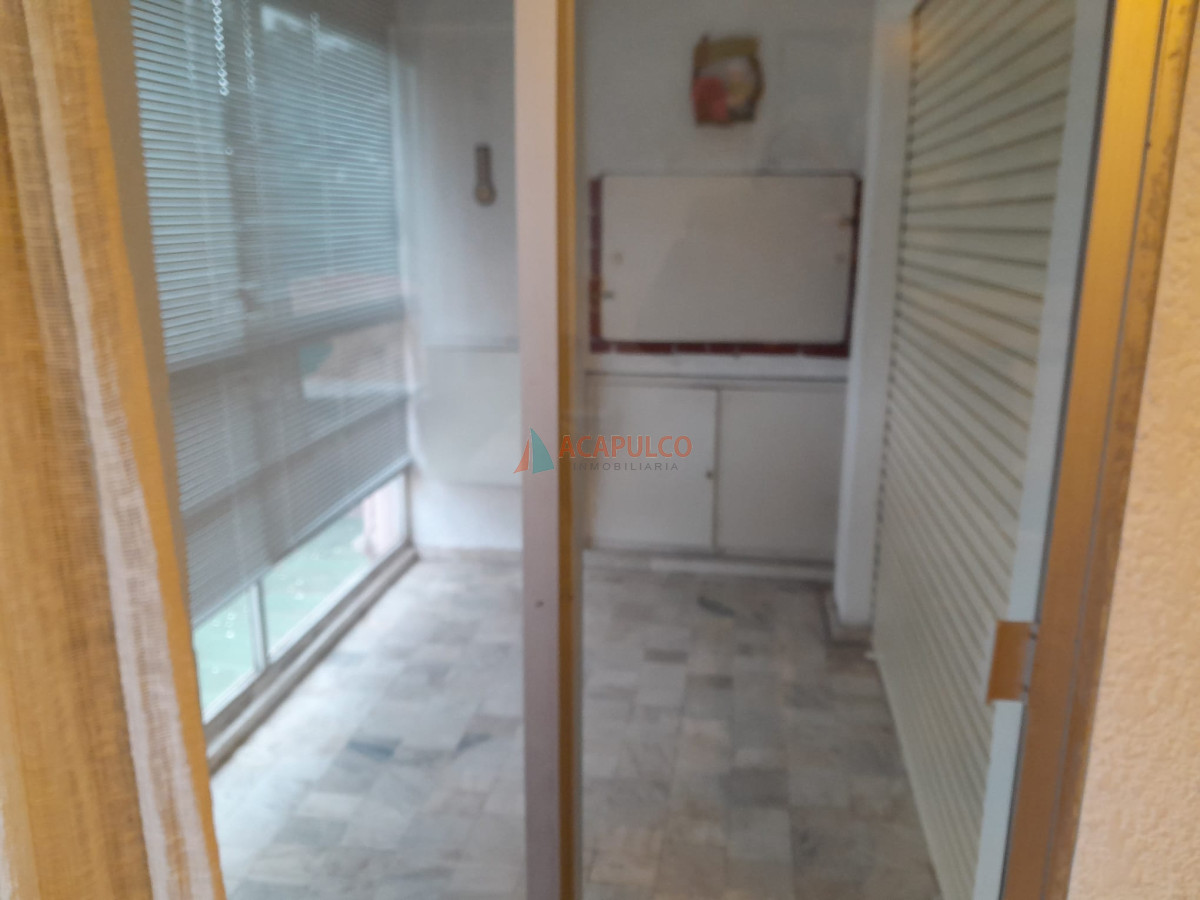 Apartamento Ref.1342/Apartamento-en-venta,-3-dormitorios-y-2-baños-sobre-Roosevelt - Apartamento en venta, 3 dormitorios y 2 baños sobre Roosevelt