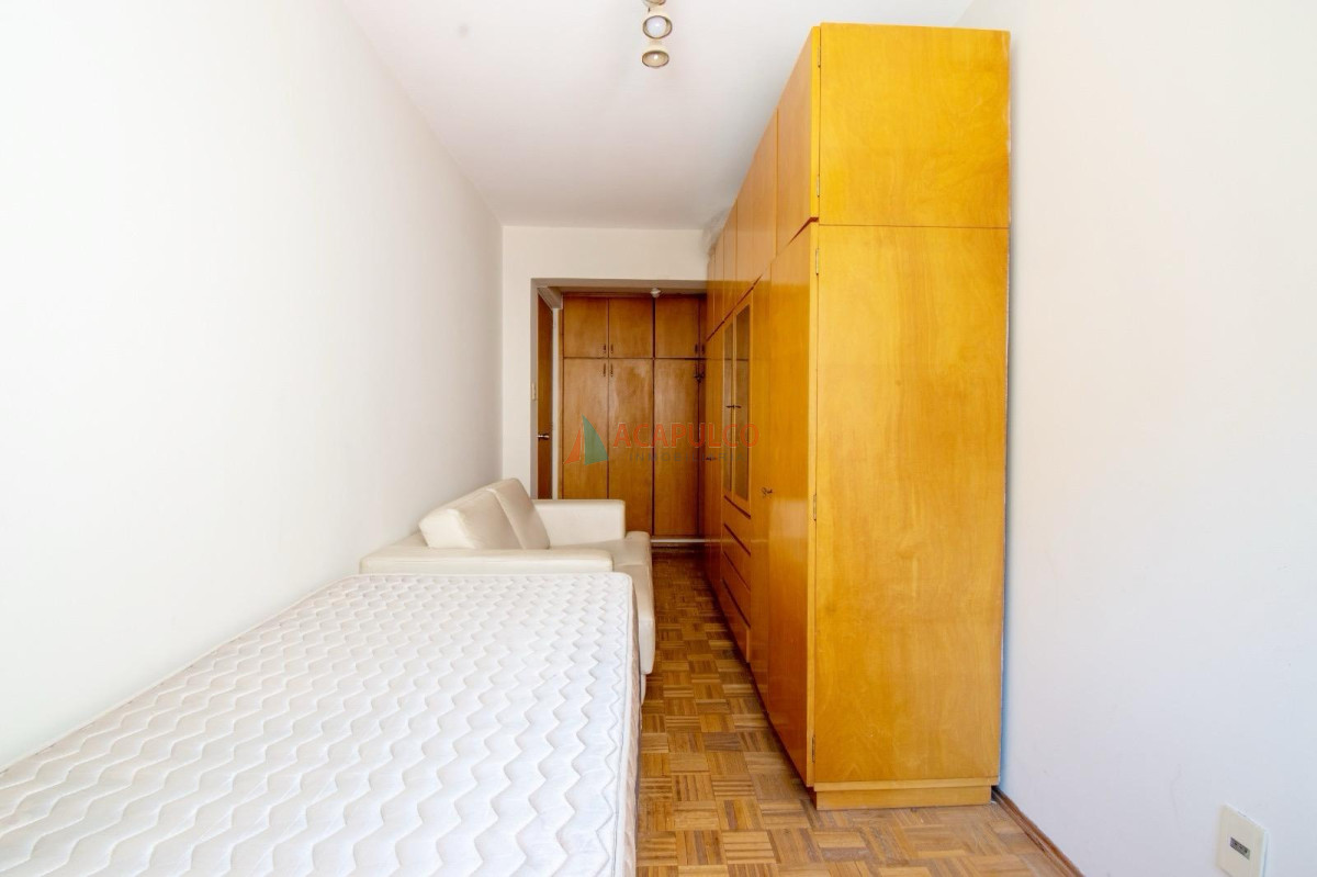 Apartamento ID.5972 - Venta apartamento 2 dormitorios en Pocitos con garaje