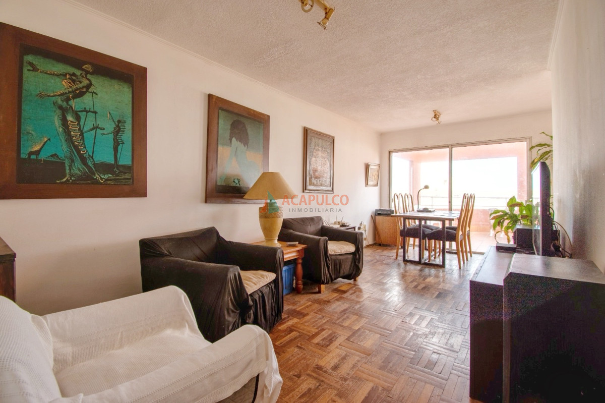 Apartamento Ref.6061/Venta-apartamento-penthouse--de-3-dormitorios,-gran-terraza-,-garaje--en-Punta-Carretas - Venta apartamento penthouse  de 3 dormitorios, gran terraza , garaje  en Punta Carretas