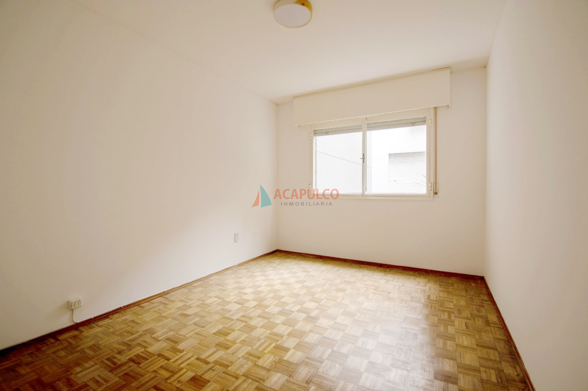 Apartamento ID.6437 - Alquiler apartamento 2 dormitorios en el Centro, totalmente RECICLADO! 